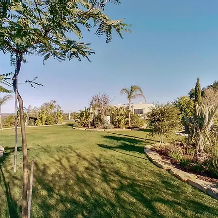 Villa Lea *