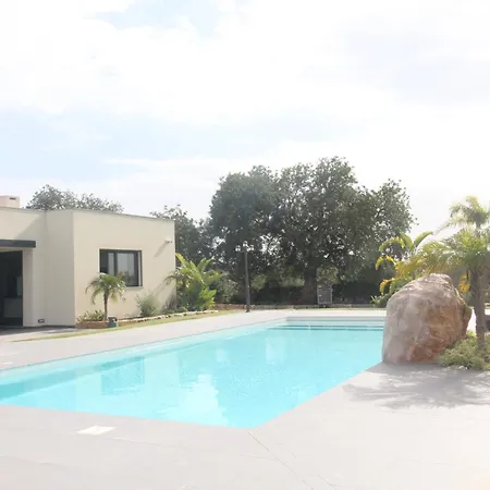 Lea Villa