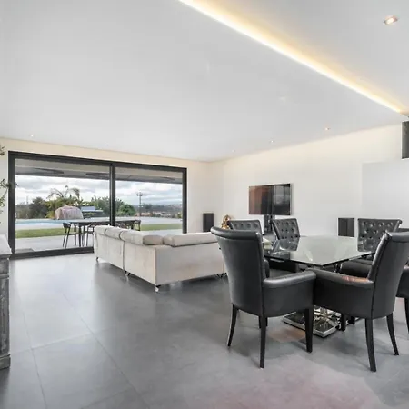Villa Lea *